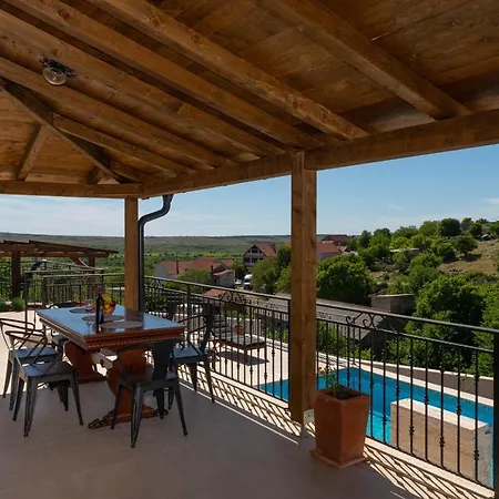 וילה Stunning Villa Kate With Pool, Zadar County