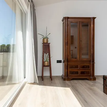 וילה Stunning Villa Kate With Pool, Zadar County