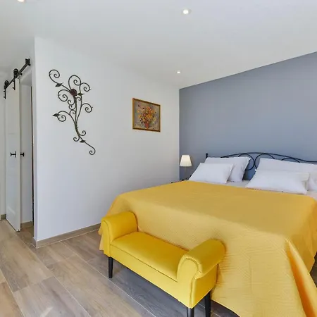 וילה Stunning Villa Kate With Pool, Zadar County