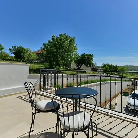 Stunning Villa Kate With Pool, Zadar County *